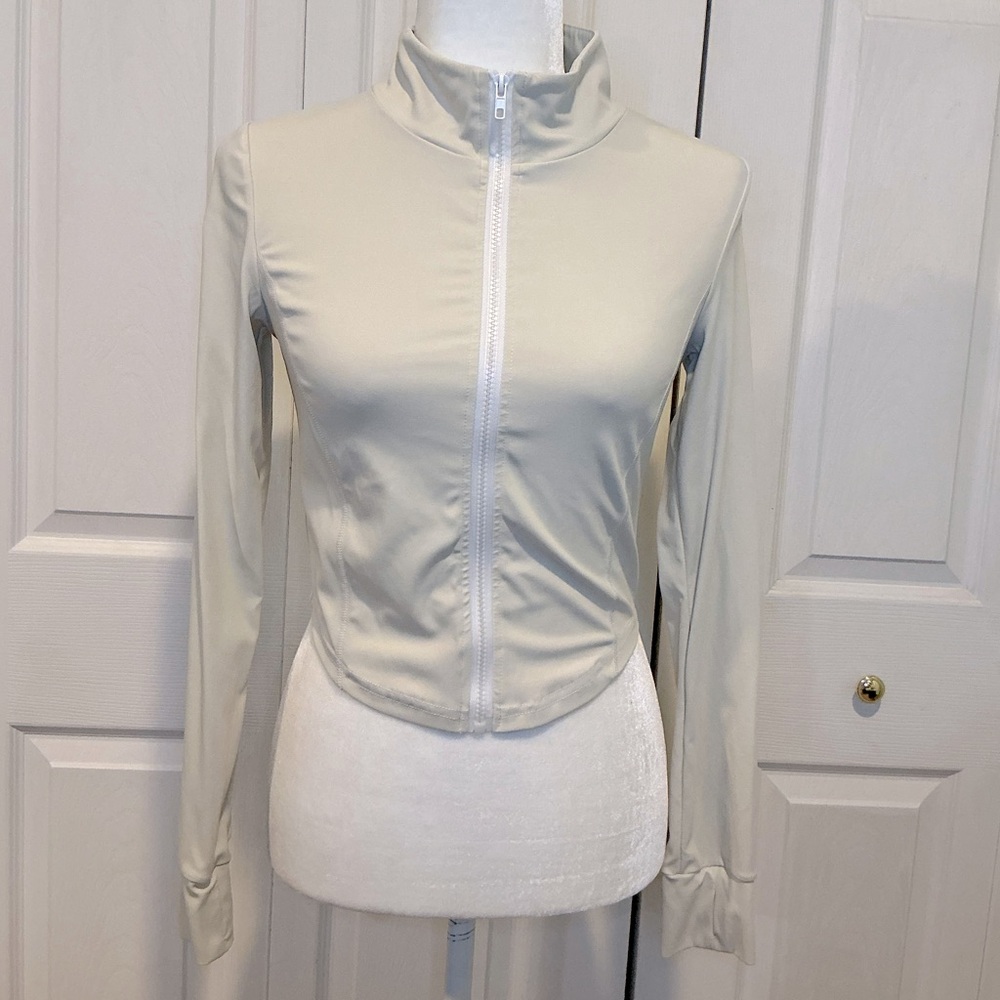 🐸 SHEIN Tan Lightweight Zip Front Jacket - Medium